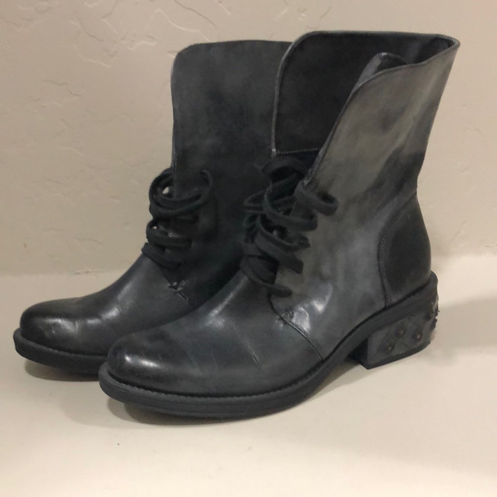 Calvin Klein leather Moto boots with stud heel size 7.5 - worn once !